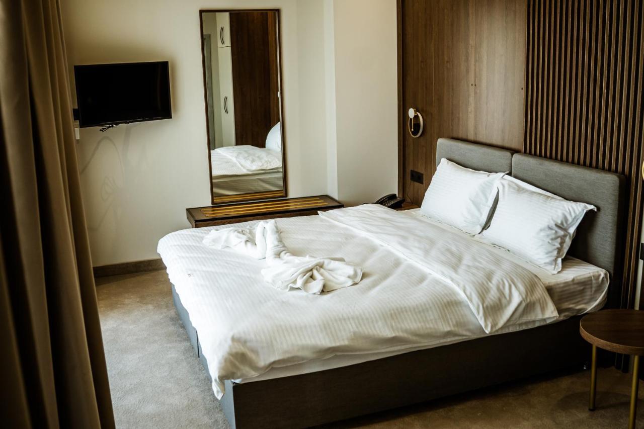Sonio Boutique Hotel 마마이아 외부 사진